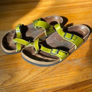 Birkenstock Mayari 40 narrow in green.